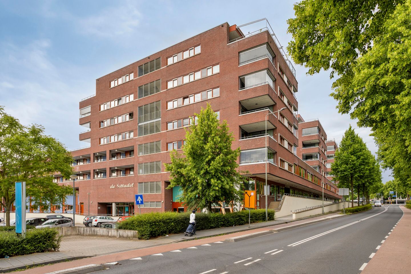 Photo 1 of Brugstraat 25