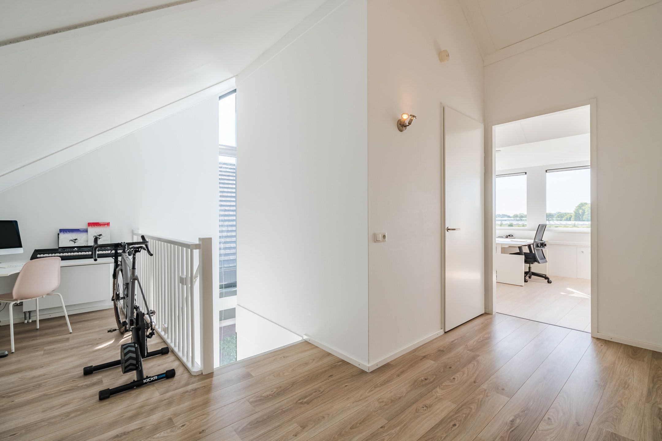 Spacious Semi-Detached Home with Large Waterfront Plot in Vleuterweide — 54