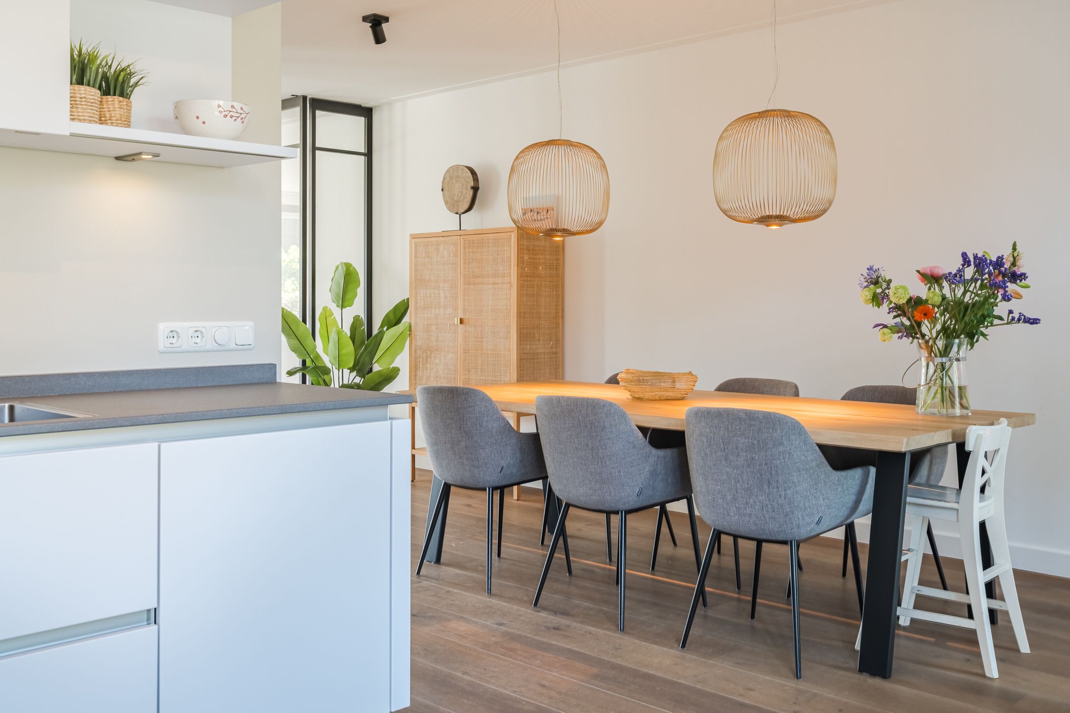 Spacious Semi-Detached Home with Large Waterfront Plot in Vleuterweide — 33