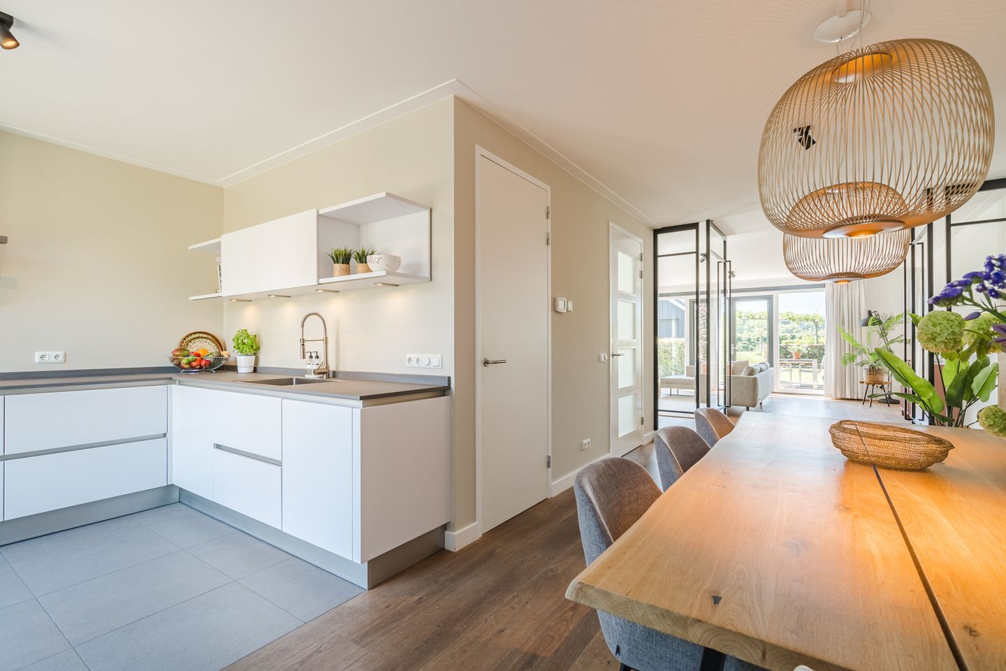 Spacious Semi-Detached Home with Large Waterfront Plot in Vleuterweide — 34