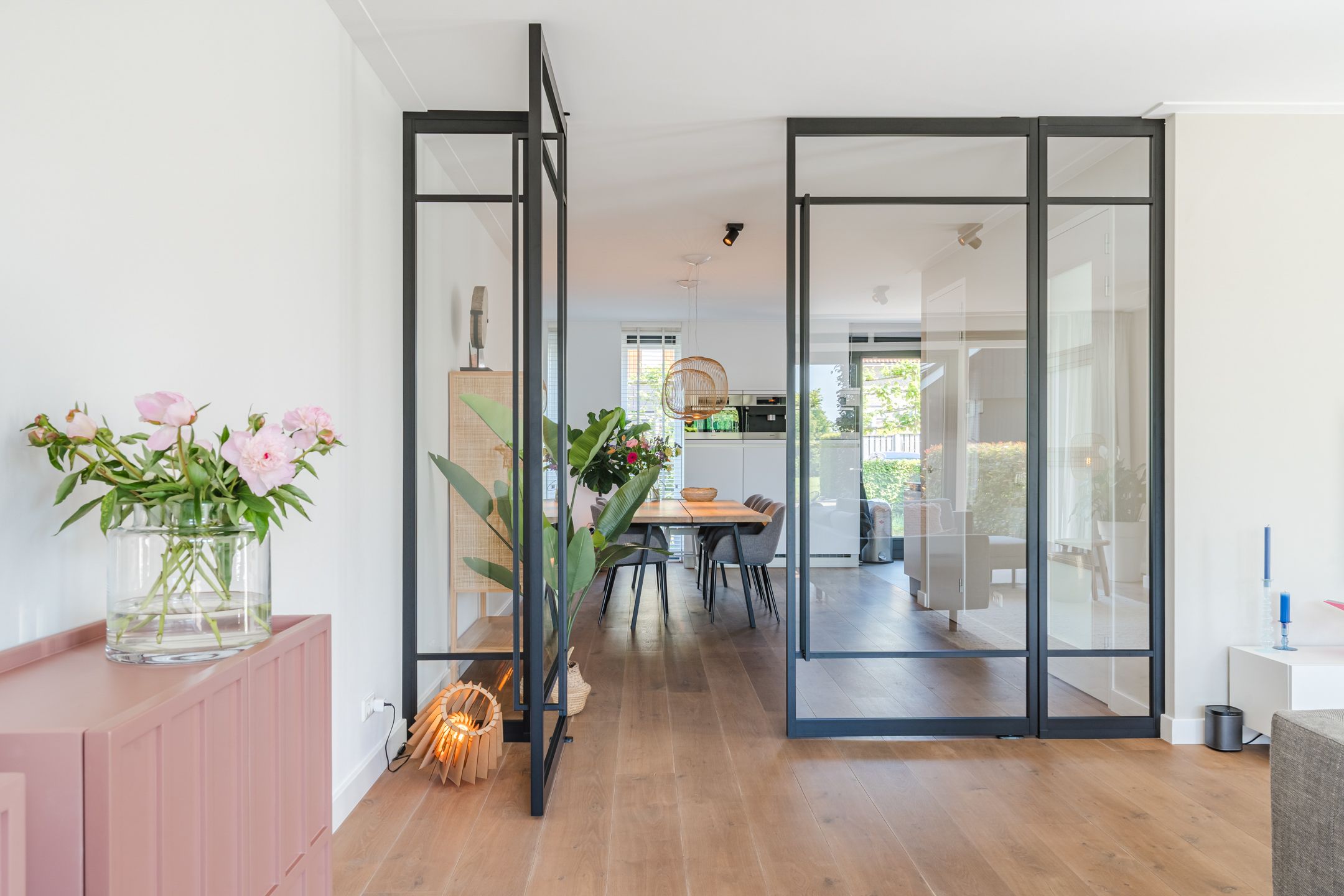 Spacious Semi-Detached Home with Large Waterfront Plot in Vleuterweide — 27