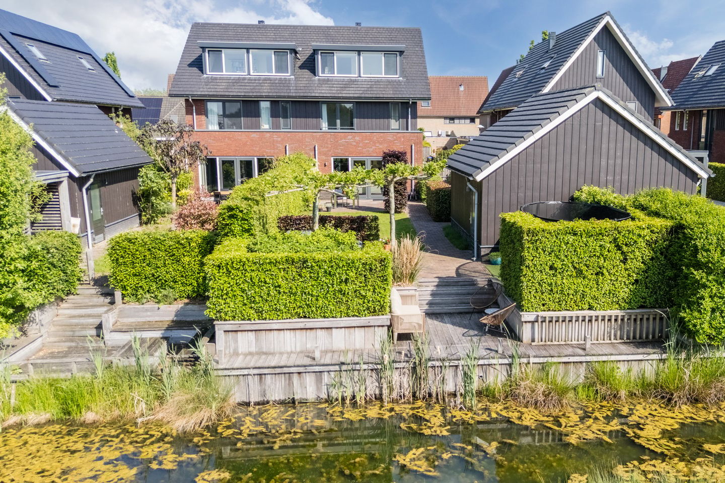 Spacious Semi-Detached Home with Large Waterfront Plot in Vleuterweide — 19