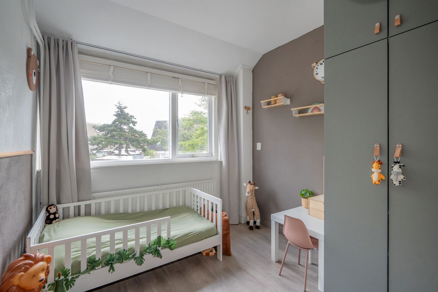 Photo 20 of van Ostade 3