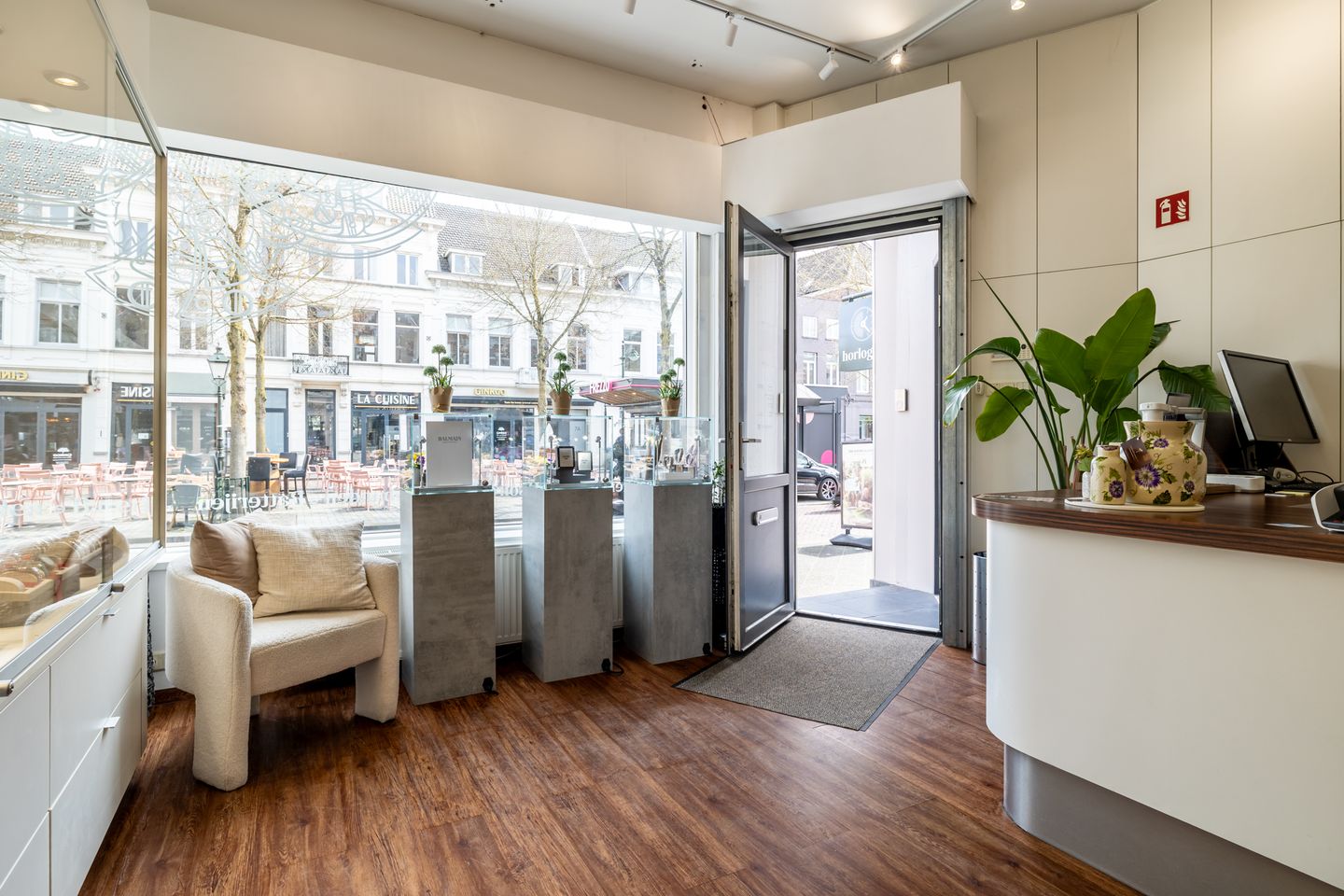 Bekijk foto 3 van Nieuwe Ginnekenstraat 4