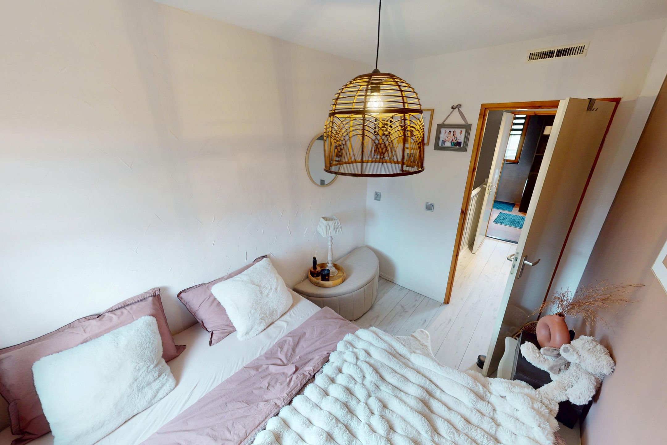 Move-In Ready Terraced Home in Popular Kersenboogerd Neighborhood — 30