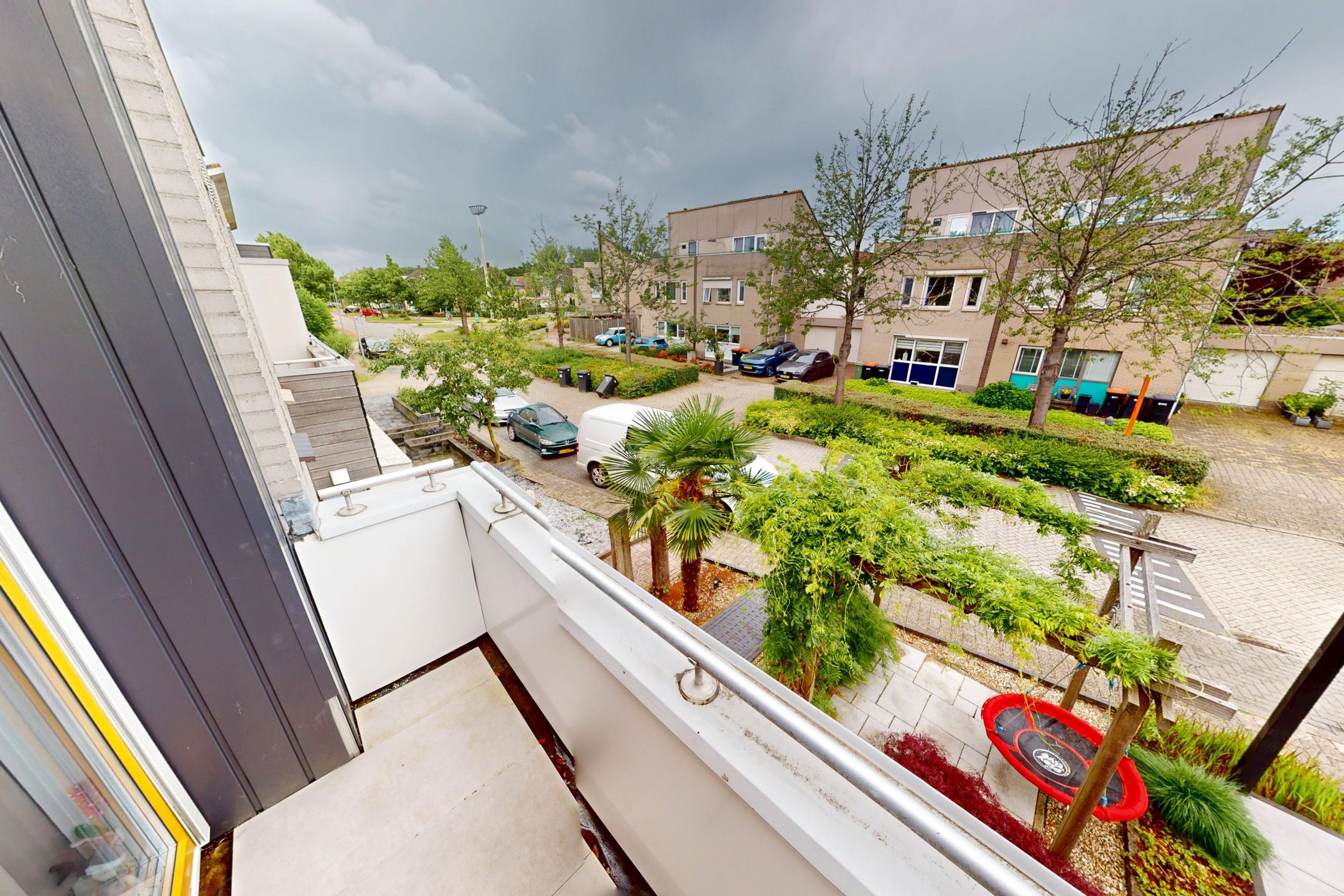 Move-In Ready Terraced Home in Popular Kersenboogerd Neighborhood — 36