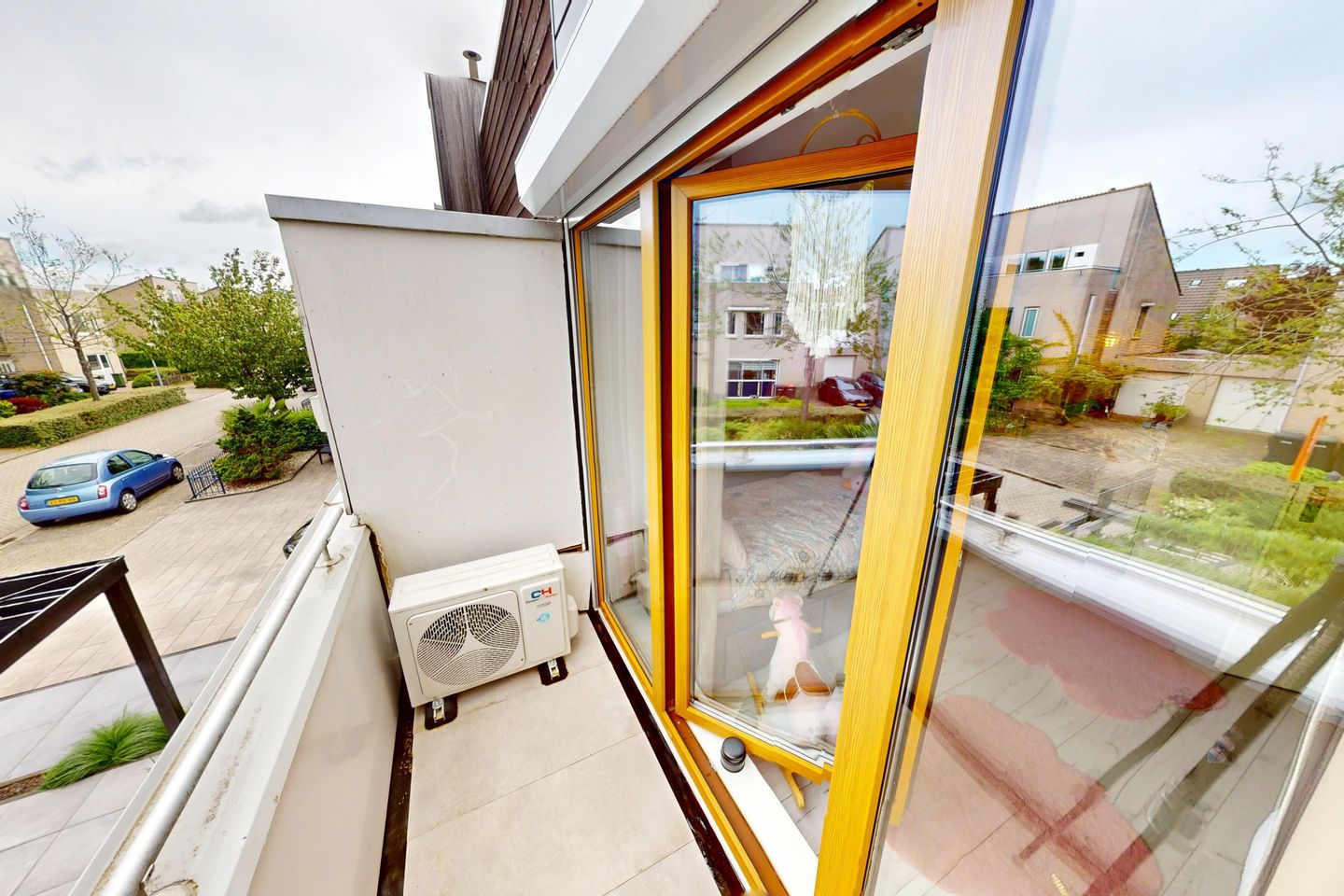 Move-In Ready Terraced Home in Popular Kersenboogerd Neighborhood — 35