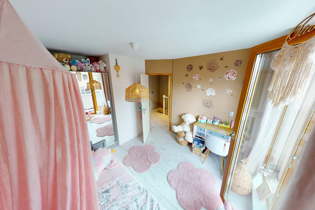 Move-In Ready Terraced Home in Popular Kersenboogerd Neighborhood — 31