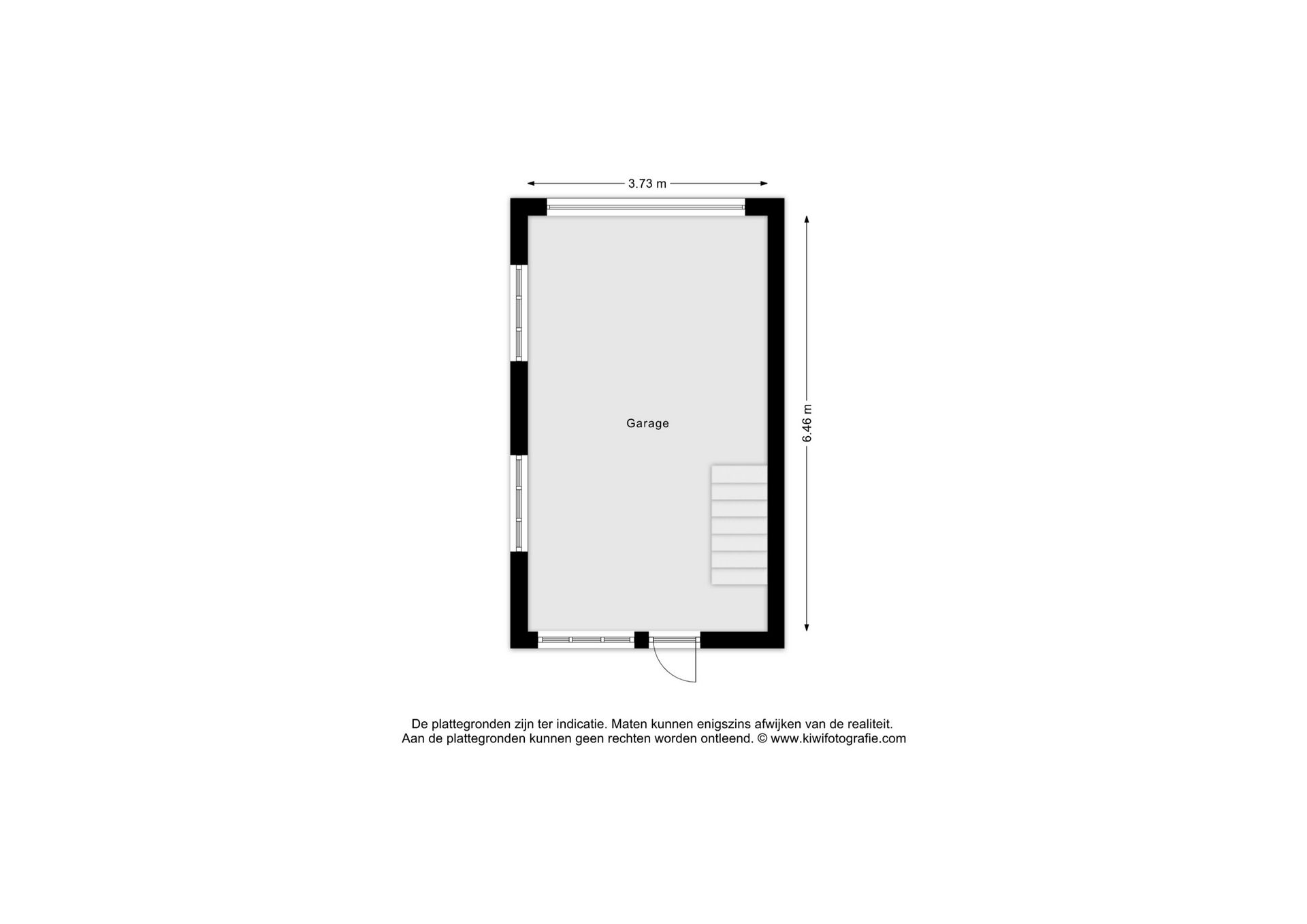 Well-Maintained Terraced House with Spacious Garage and Deep Garden Near the Forest — 42