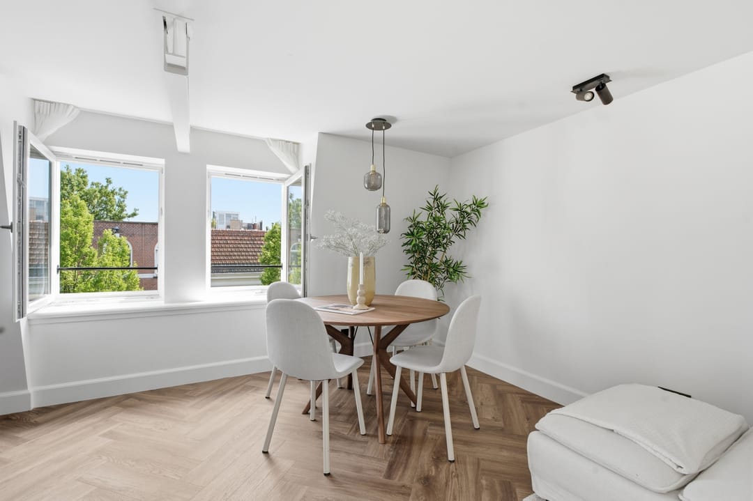High-End Renovated Freehold Apartment with Private Rooftop Terrace in Amsterdam Oud-Zuid — 8