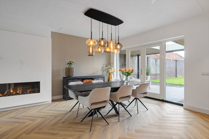 Photo 2 of Hoeverstraat 50