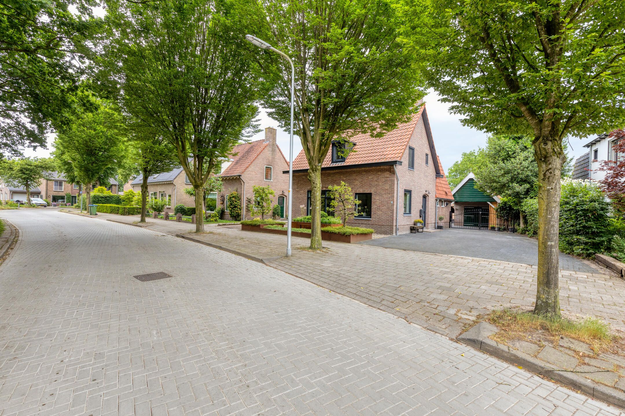 Characterful Detached Family Home with Modern 2025 Renovations in Forest-Adjacent Setting — 39