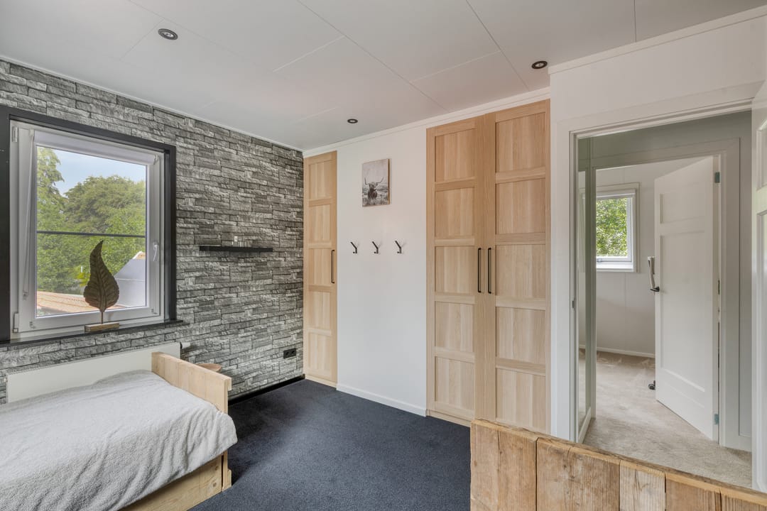 Characterful Detached Family Home with Modern 2025 Renovations in Forest-Adjacent Setting — 26