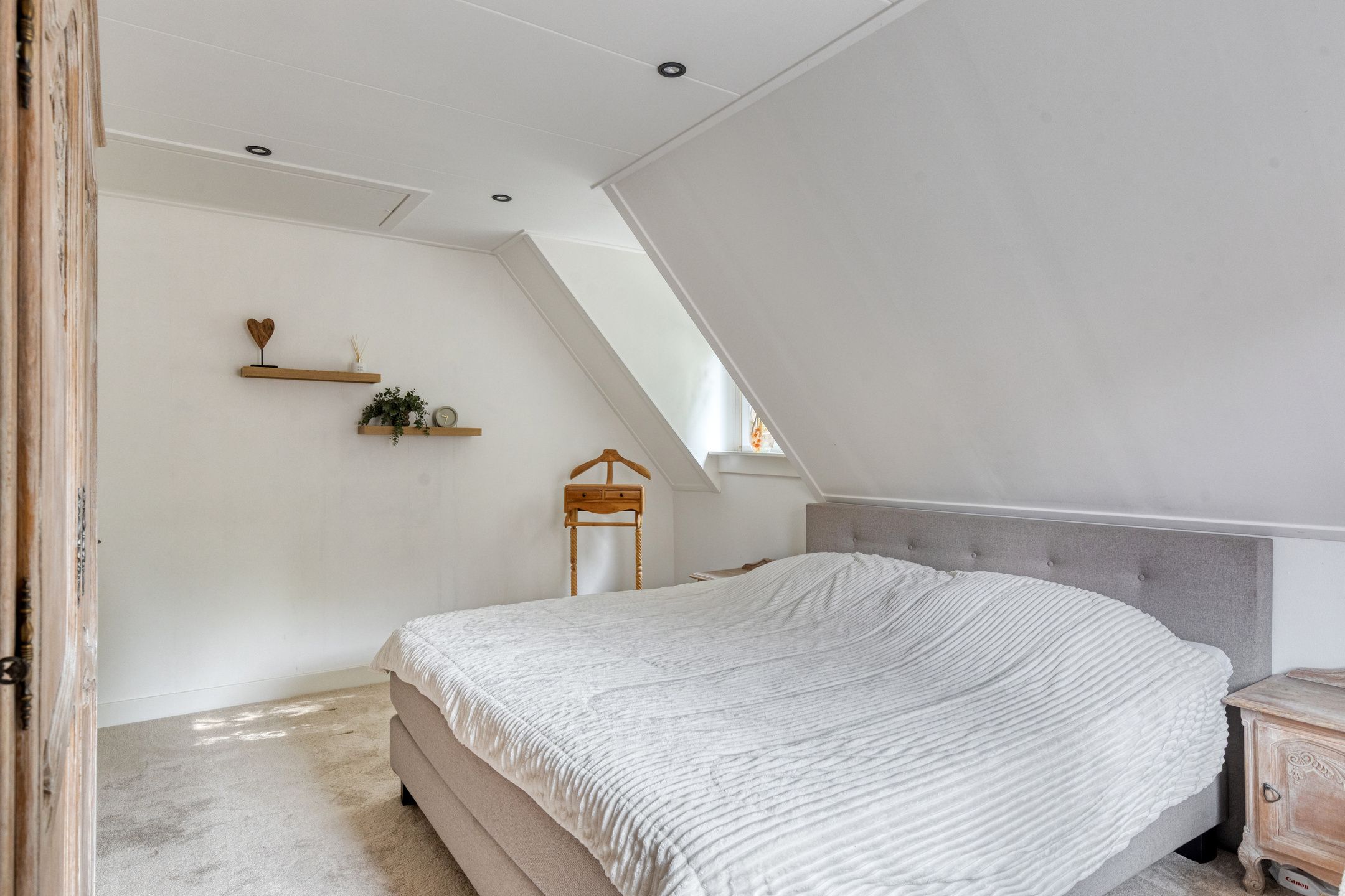 Characterful Detached Family Home with Modern 2025 Renovations in Forest-Adjacent Setting — 21