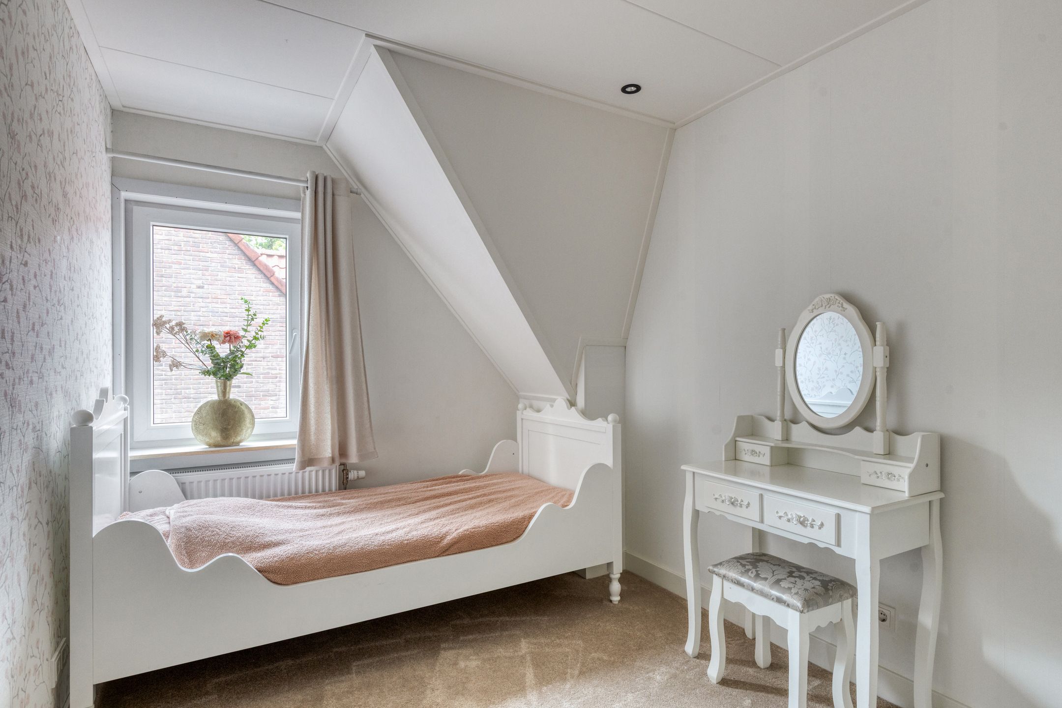 Characterful Detached Family Home with Modern 2025 Renovations in Forest-Adjacent Setting — 27