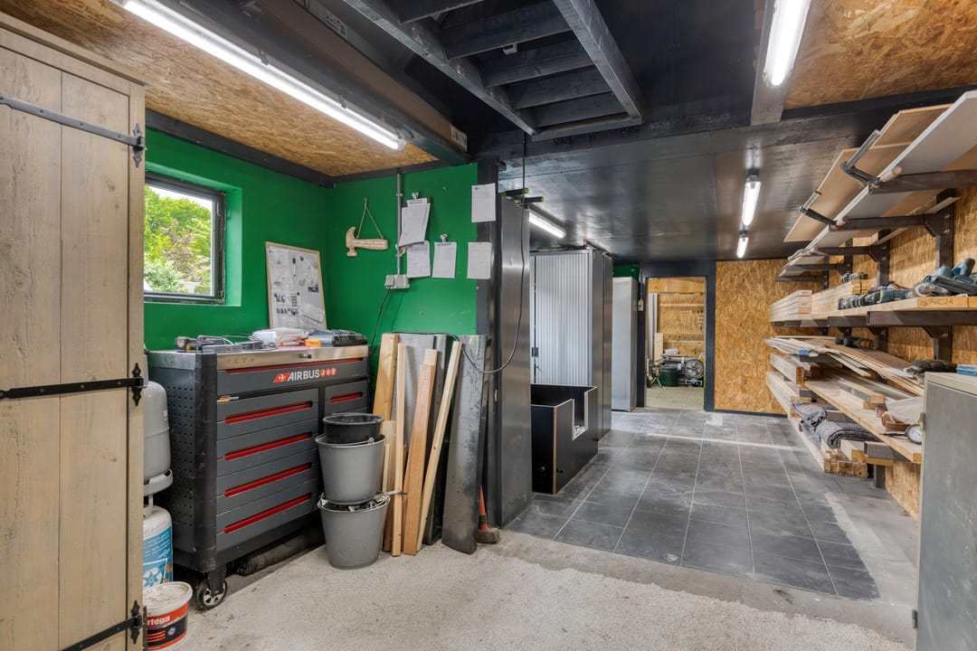 Characterful Detached Family Home with Modern 2025 Renovations in Forest-Adjacent Setting — 31