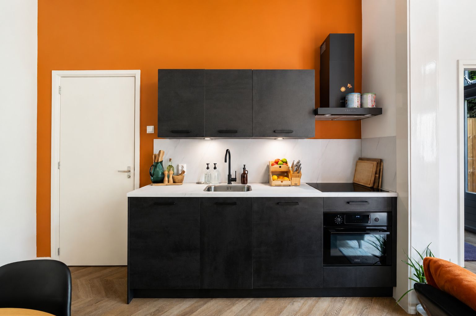 Characterful Ground Floor Apartment with Spacious Garden in Historic Leiden Building — 12