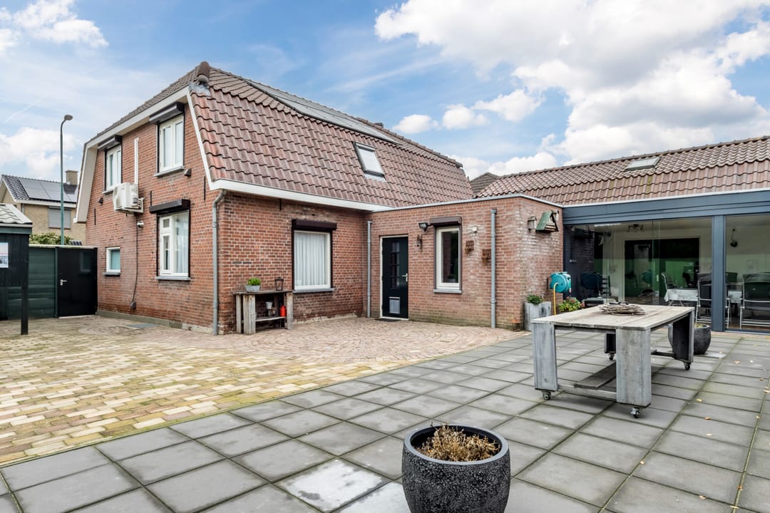 Photo 46 of Karstraat 19