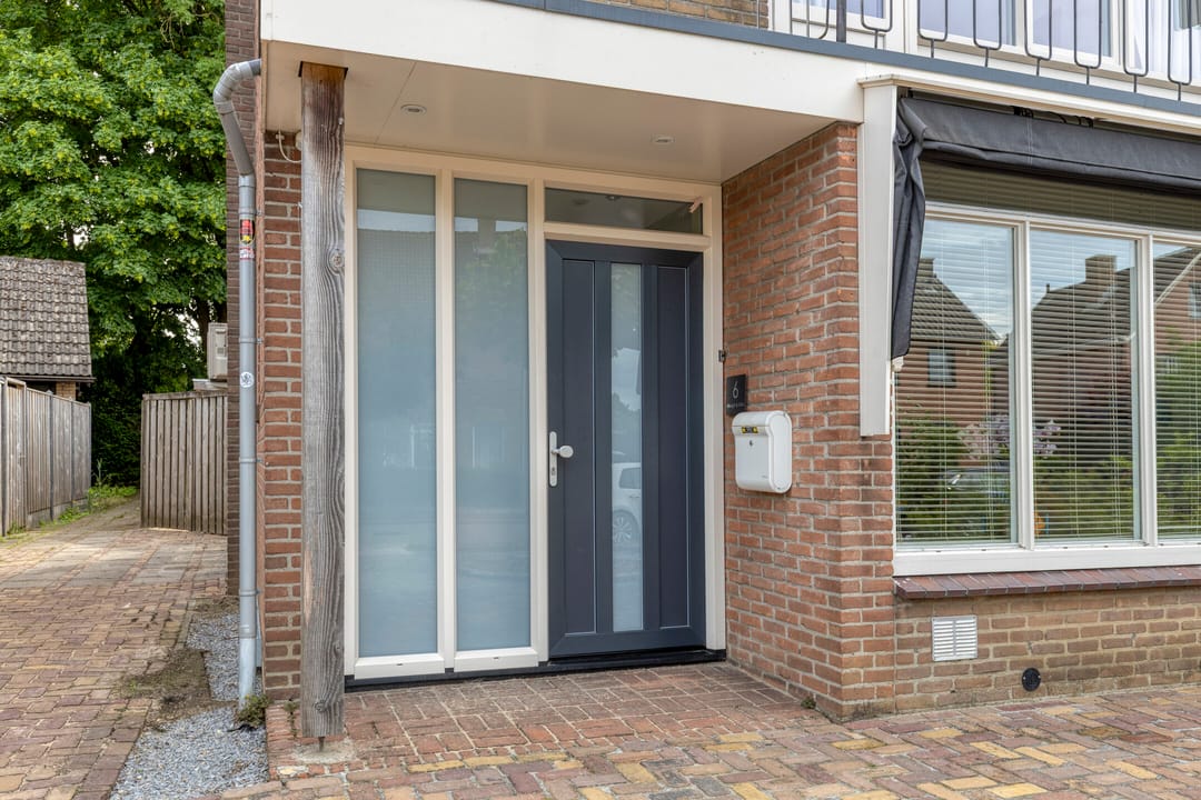 Photo 8 of Spoelsterstraat 6