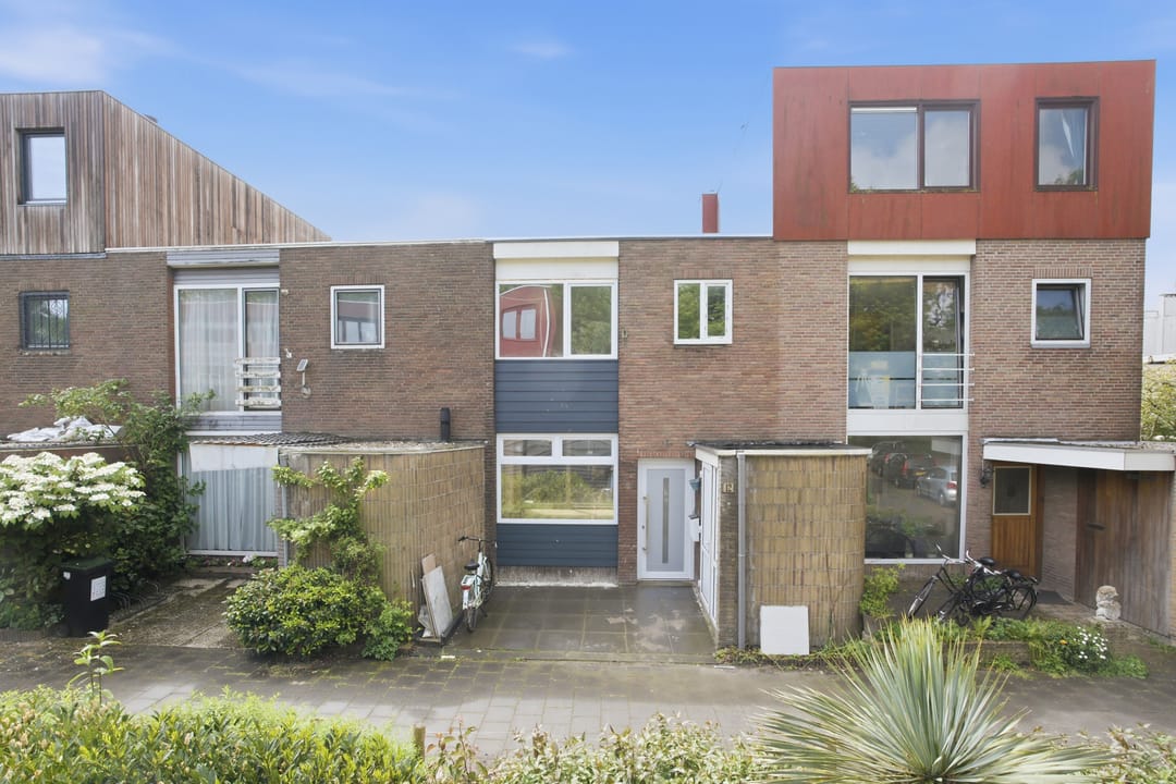 Photo 1 of Johan Herman Doornstraat 12