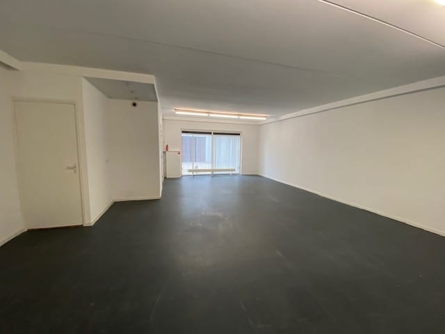 View photo 3 of Grote Wade 48