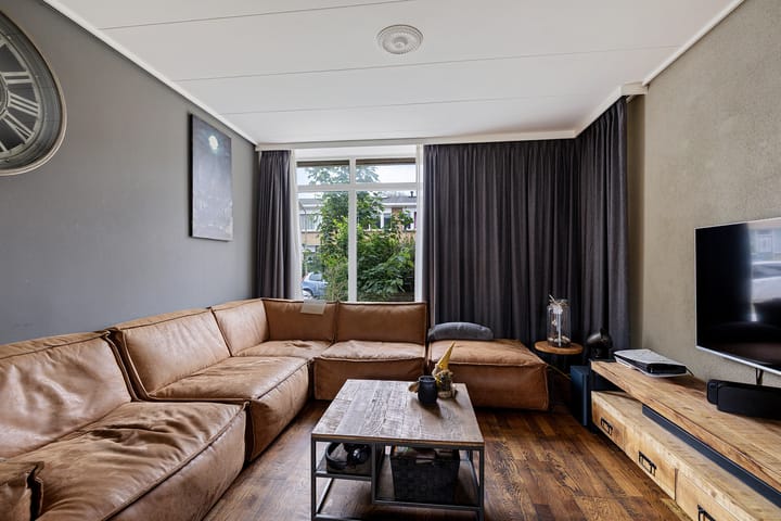 Photo 4 of Dennenstraat 106