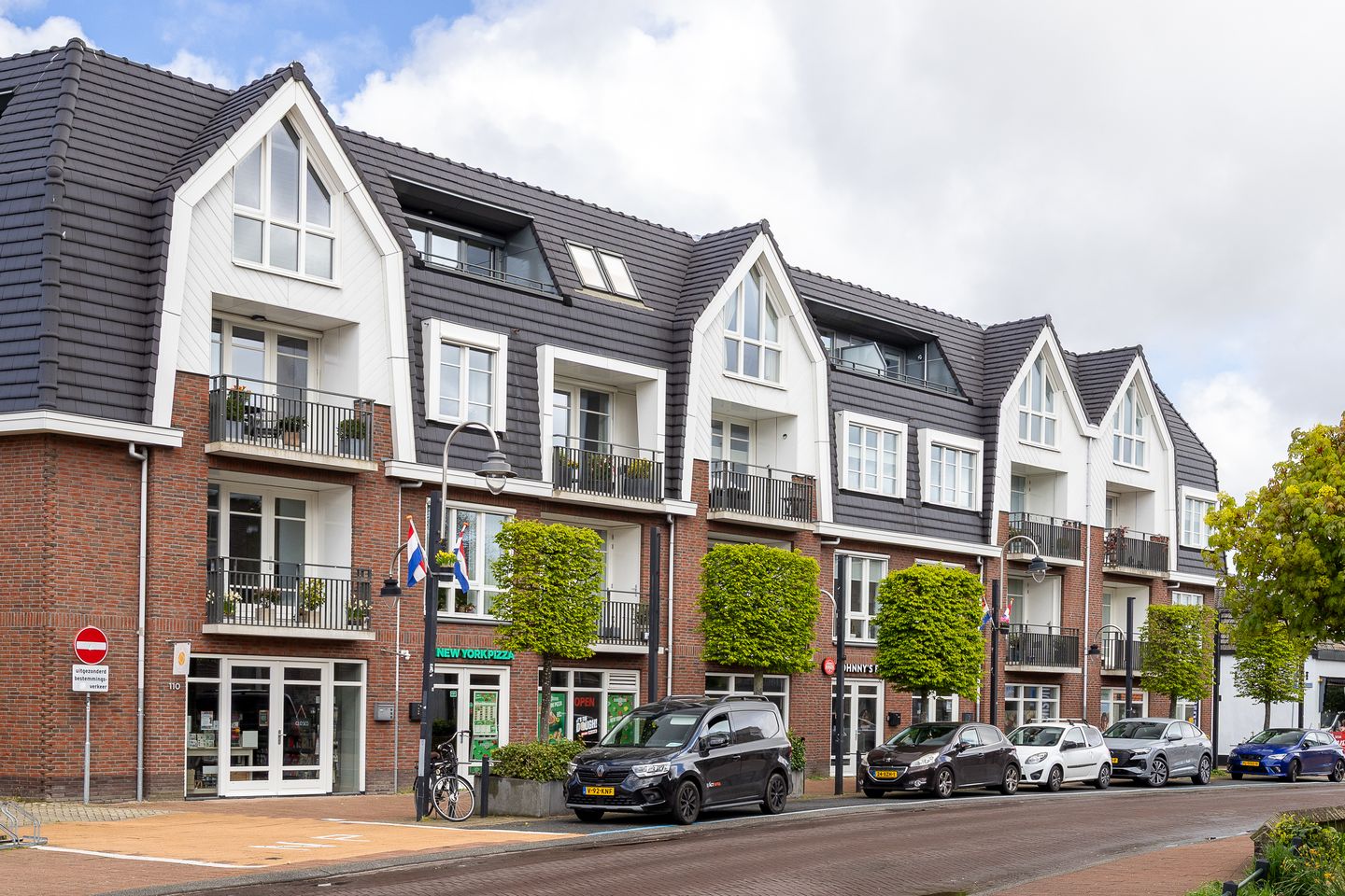 Bekijk foto 1 van Herenstraat 116