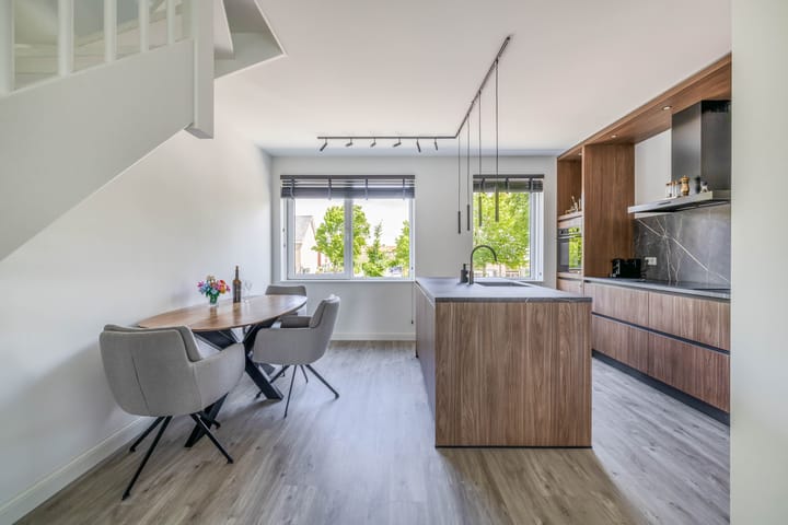 Appartement te koop: Hyacinthenstraat 20F, Lisse