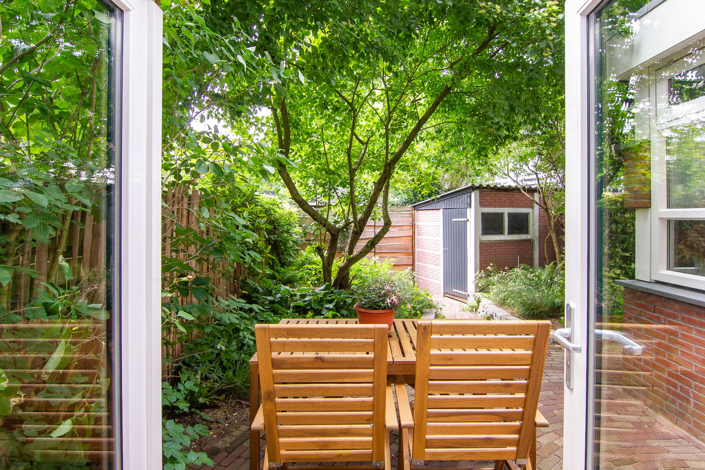 Spacious and Sustainable Family Home with Six Bedrooms in Haarlem Amsterdamsebuurt — 14