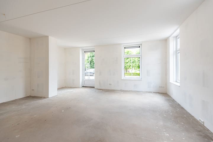 Photo 3 of Netterdensestraat 2