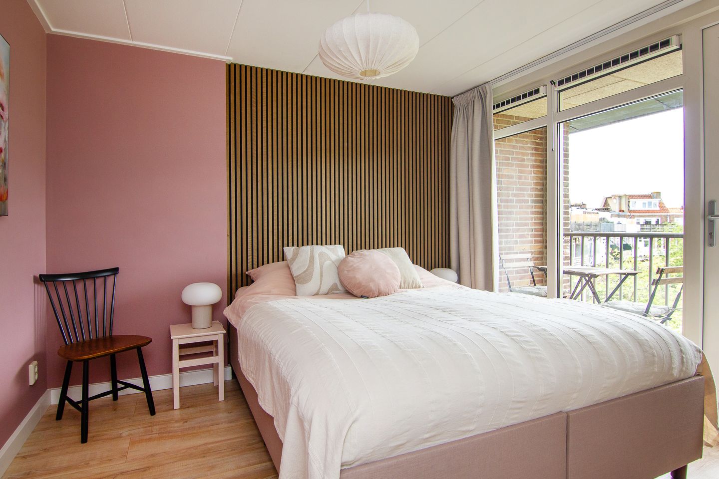 Spacious and Sustainable Family Home with Six Bedrooms in Haarlem Amsterdamsebuurt — 34