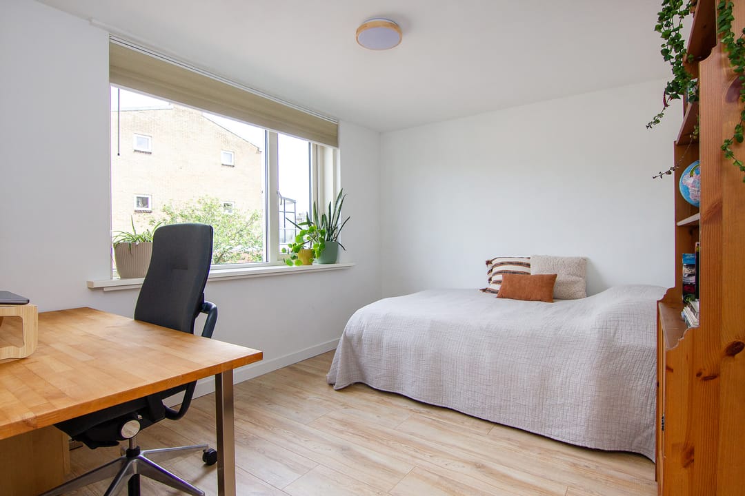 Spacious and Sustainable Family Home with Six Bedrooms in Haarlem Amsterdamsebuurt — 28