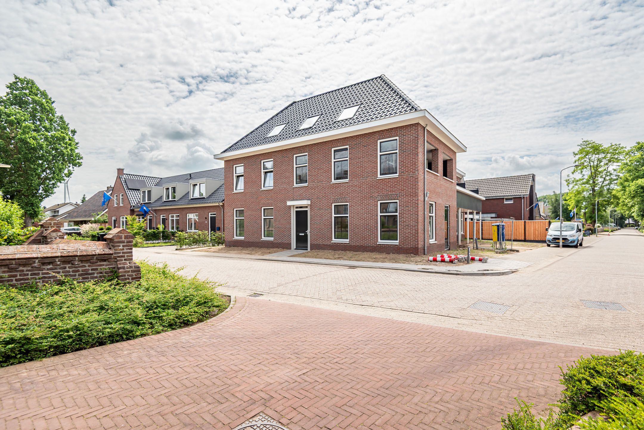 Photo 36 of Netterdensestraat 2
