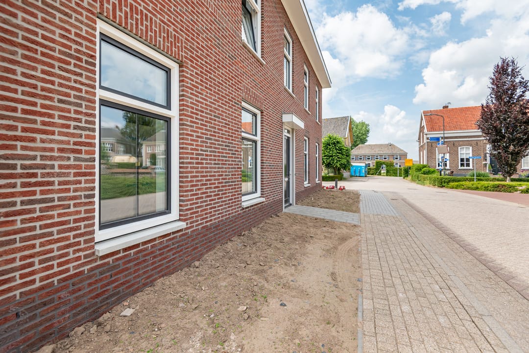 Photo 28 of Netterdensestraat 2