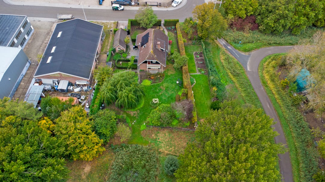 Characterful Country House with Spacious Garden in Green Setting Near Goes — 76