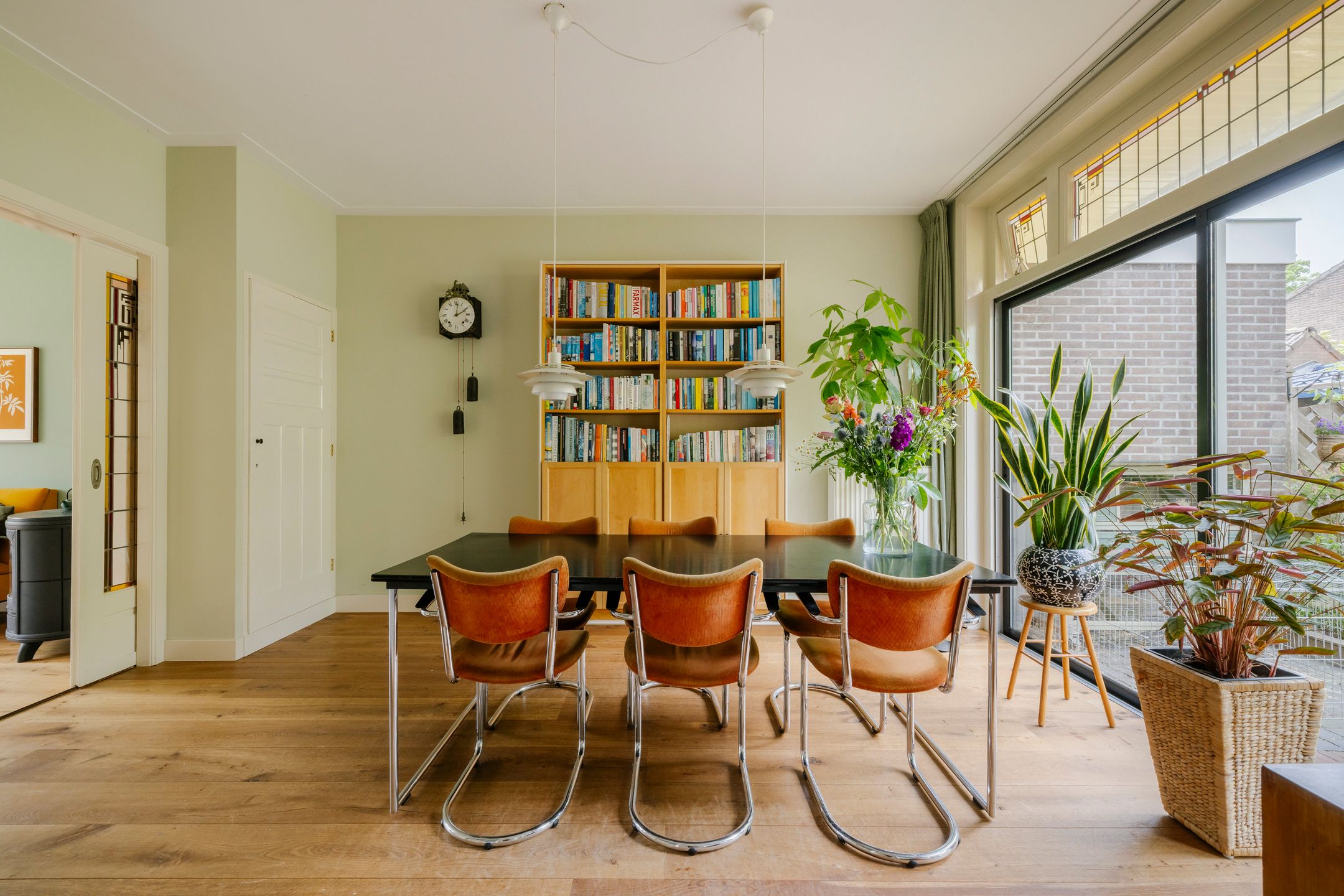 Spacious 1930s Terraced House with 6 Bedrooms in Popular Haarlem Neighborhood — 15