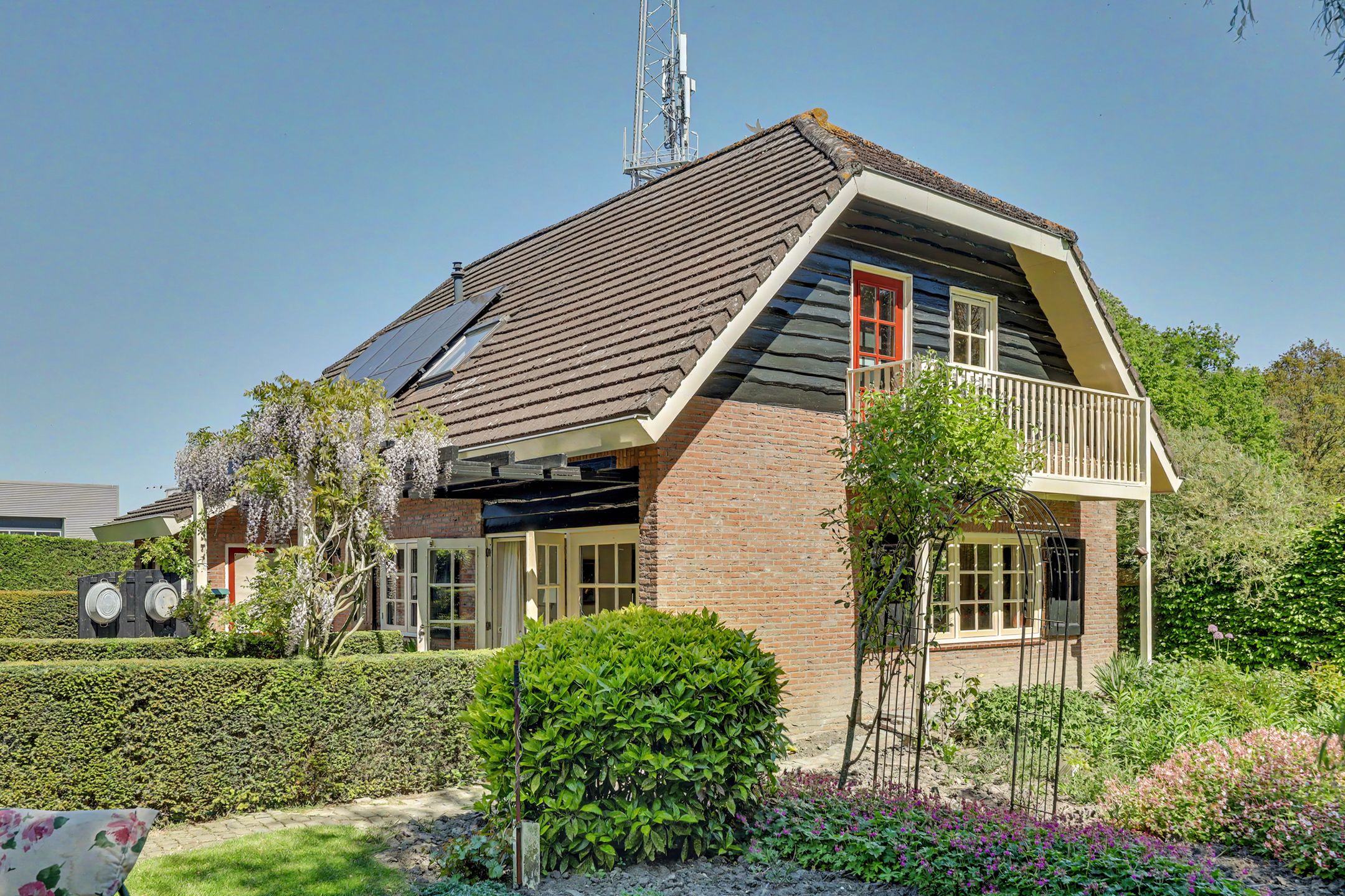 Characterful Country House with Spacious Garden in Green Setting Near Goes — 48