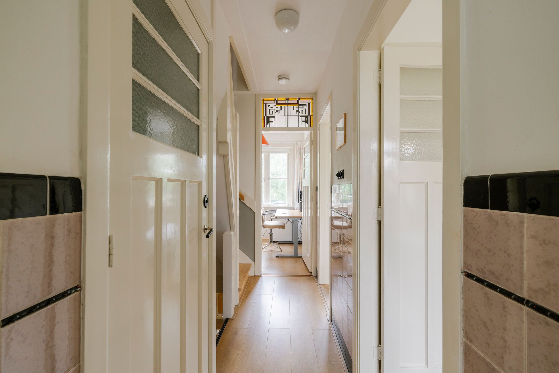 Spacious 1930s Terraced House with 6 Bedrooms in Popular Haarlem Neighborhood — 39