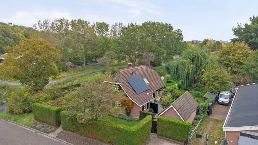 Characterful Country House with Spacious Garden in Green Setting Near Goes — 71