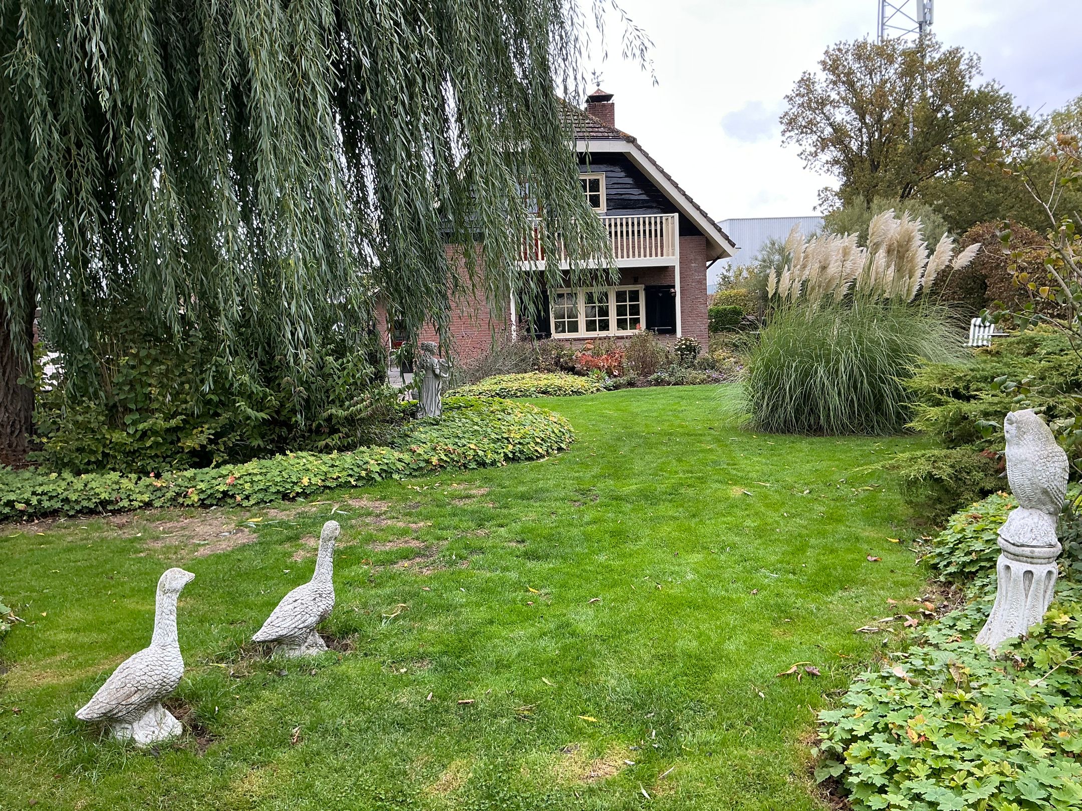 Characterful Country House with Spacious Garden in Green Setting Near Goes — 63