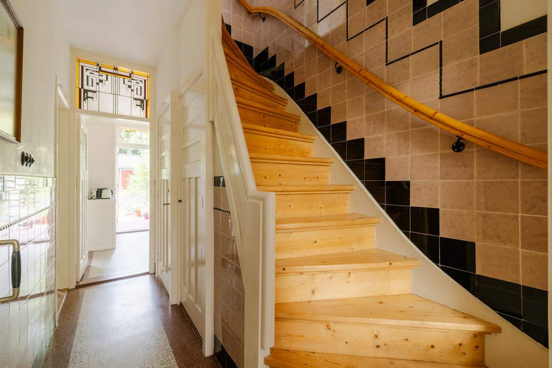 Spacious 1930s Terraced House with 6 Bedrooms in Popular Haarlem Neighborhood — 23
