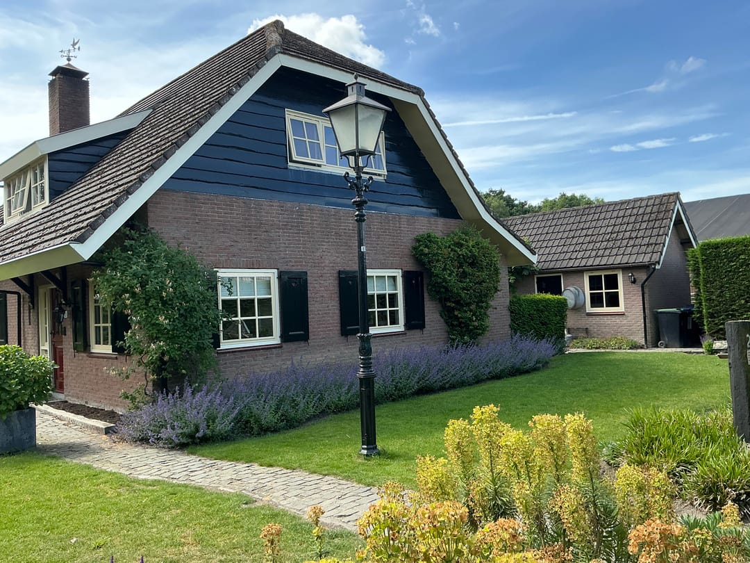 Characterful Country House with Spacious Garden in Green Setting Near Goes — 62