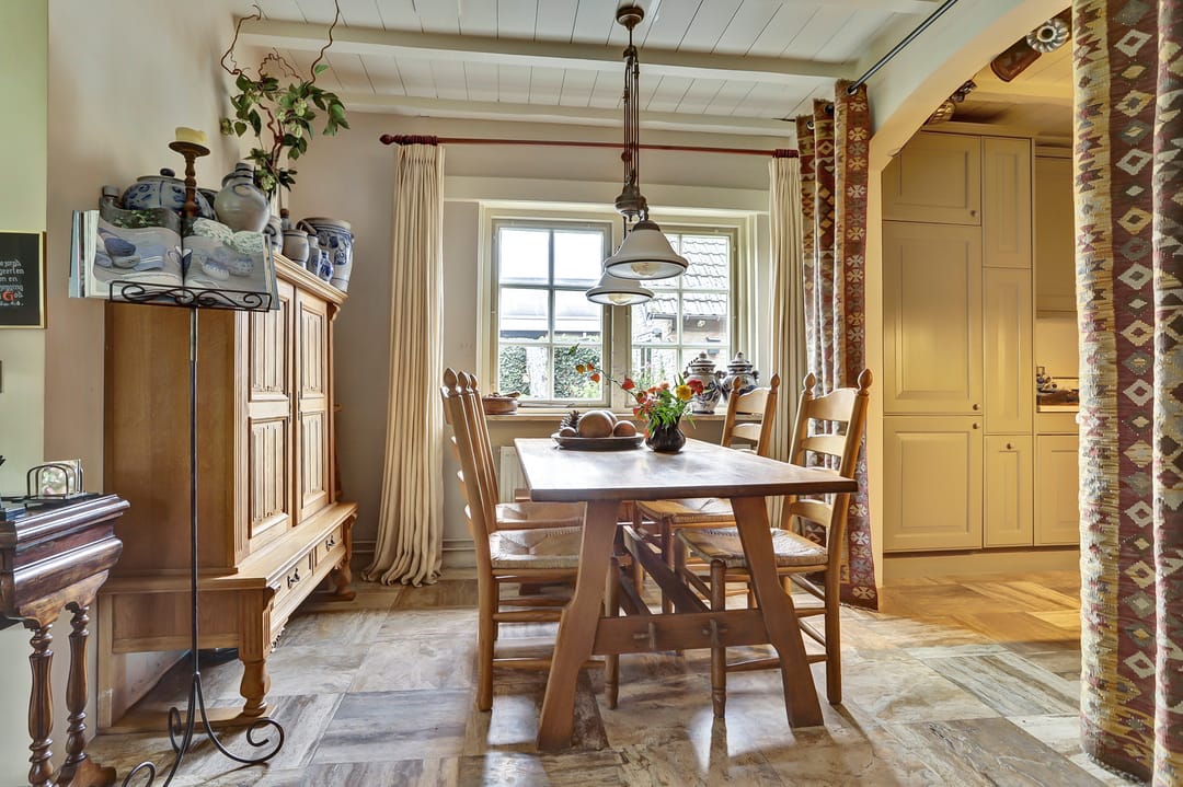 Characterful Country House with Spacious Garden in Green Setting Near Goes — 13