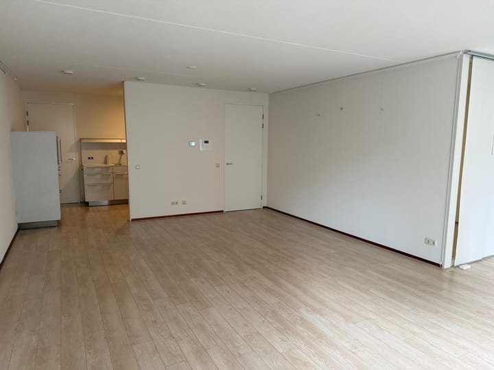 Foto 4 van Avenue Ceramique 130-C