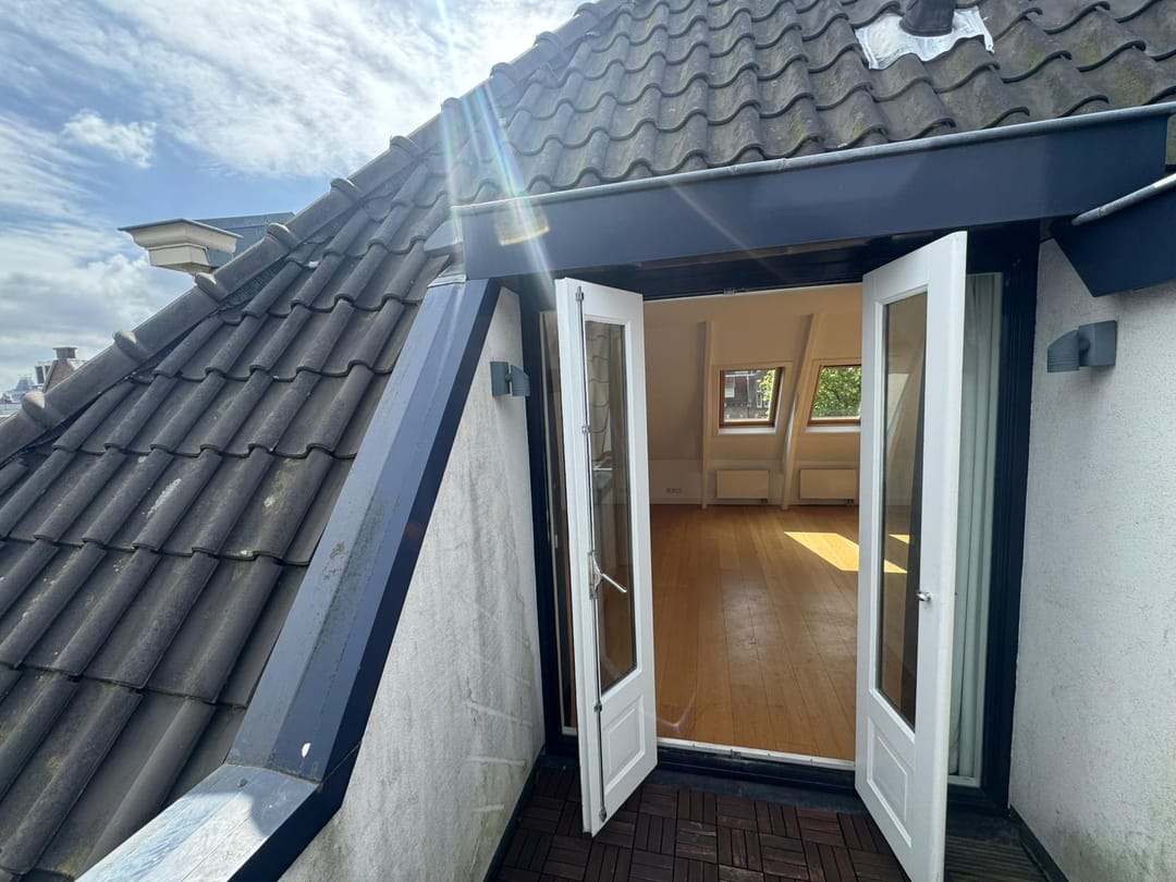 Photo 16 of Van de Veldestraat 6