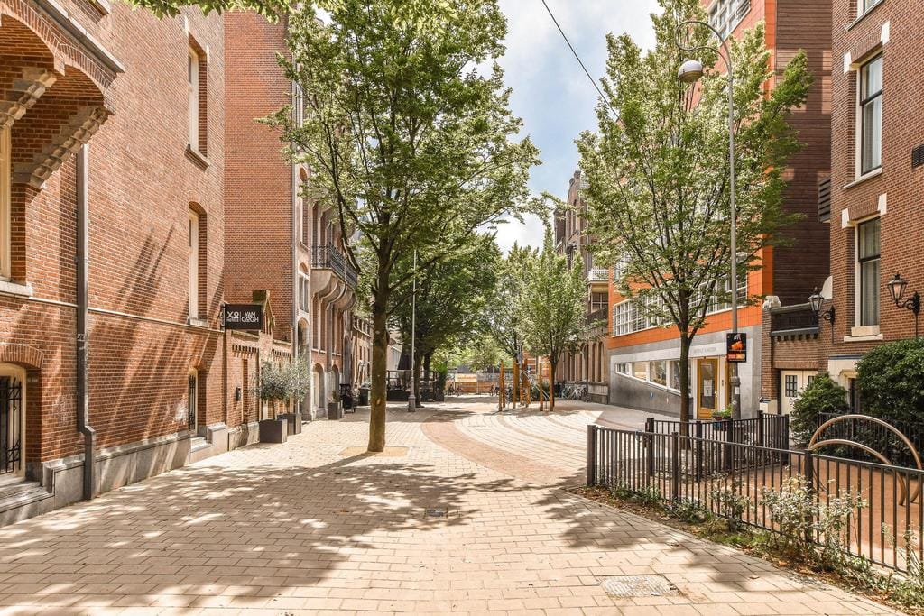 Photo 20 of Van de Veldestraat 6