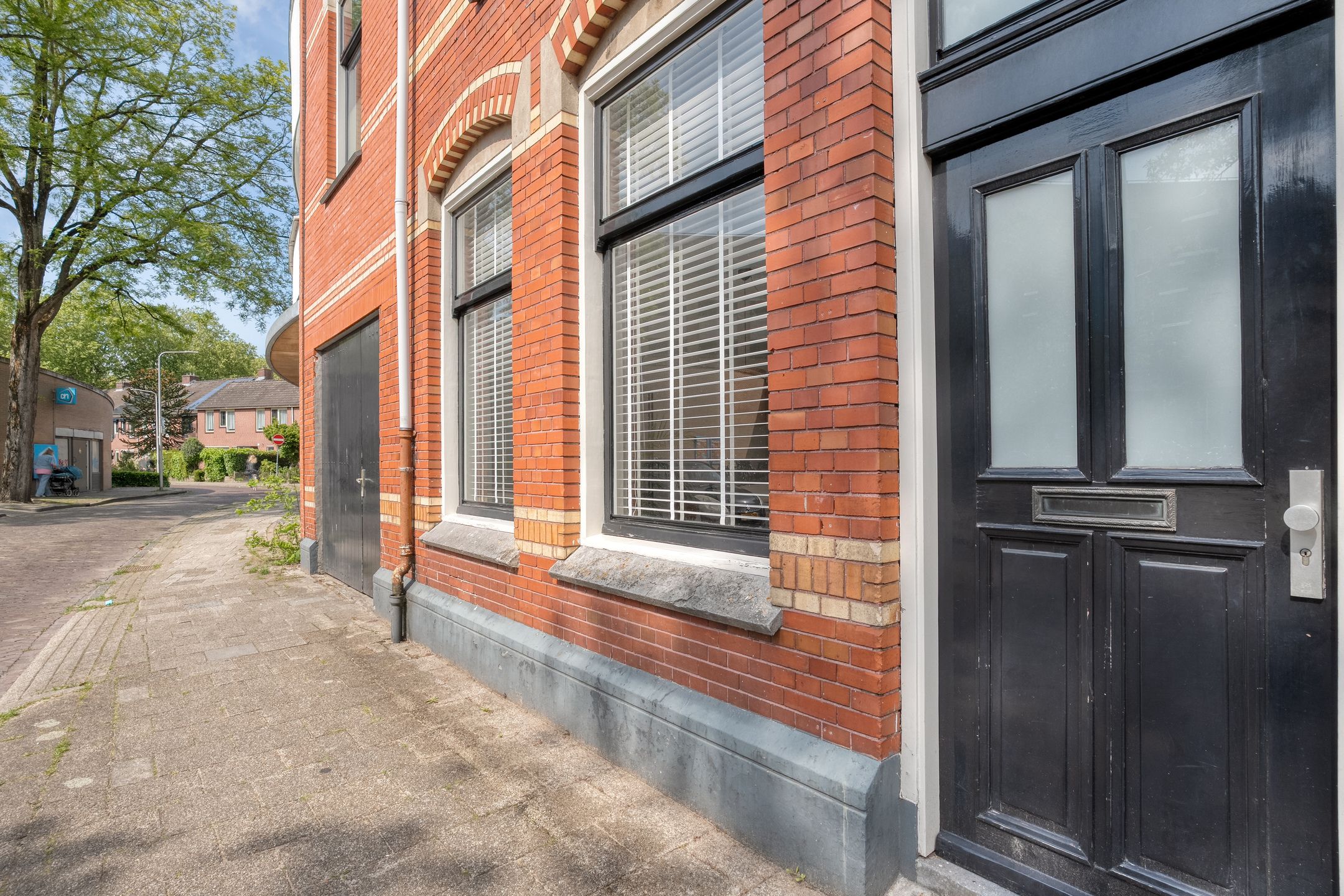 Photo 6 of Braillestraat 27