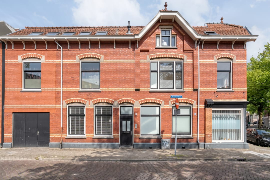 Photo 2 of Braillestraat 27