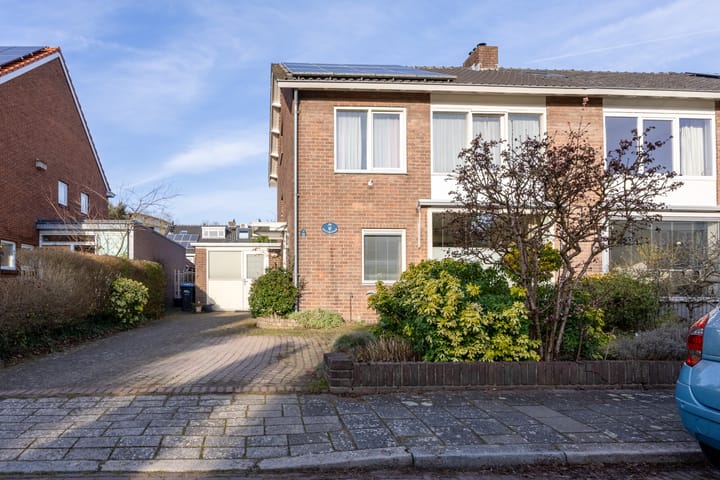 Photo 2 of Professor van Ginnekenstraat 18
