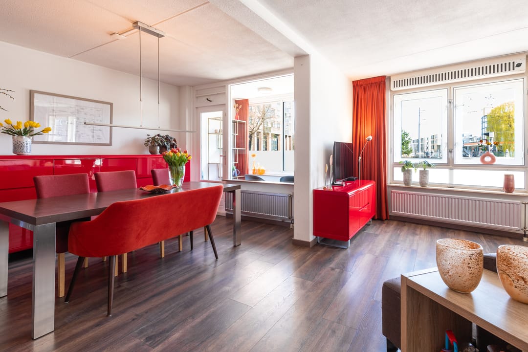 Spacious Ground Floor Apartment with Garden Near Kralingen — 11